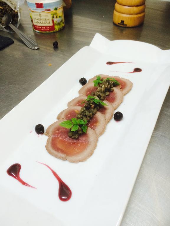Logis Hotel Au Croissant Buzançais エクステリア 写真
