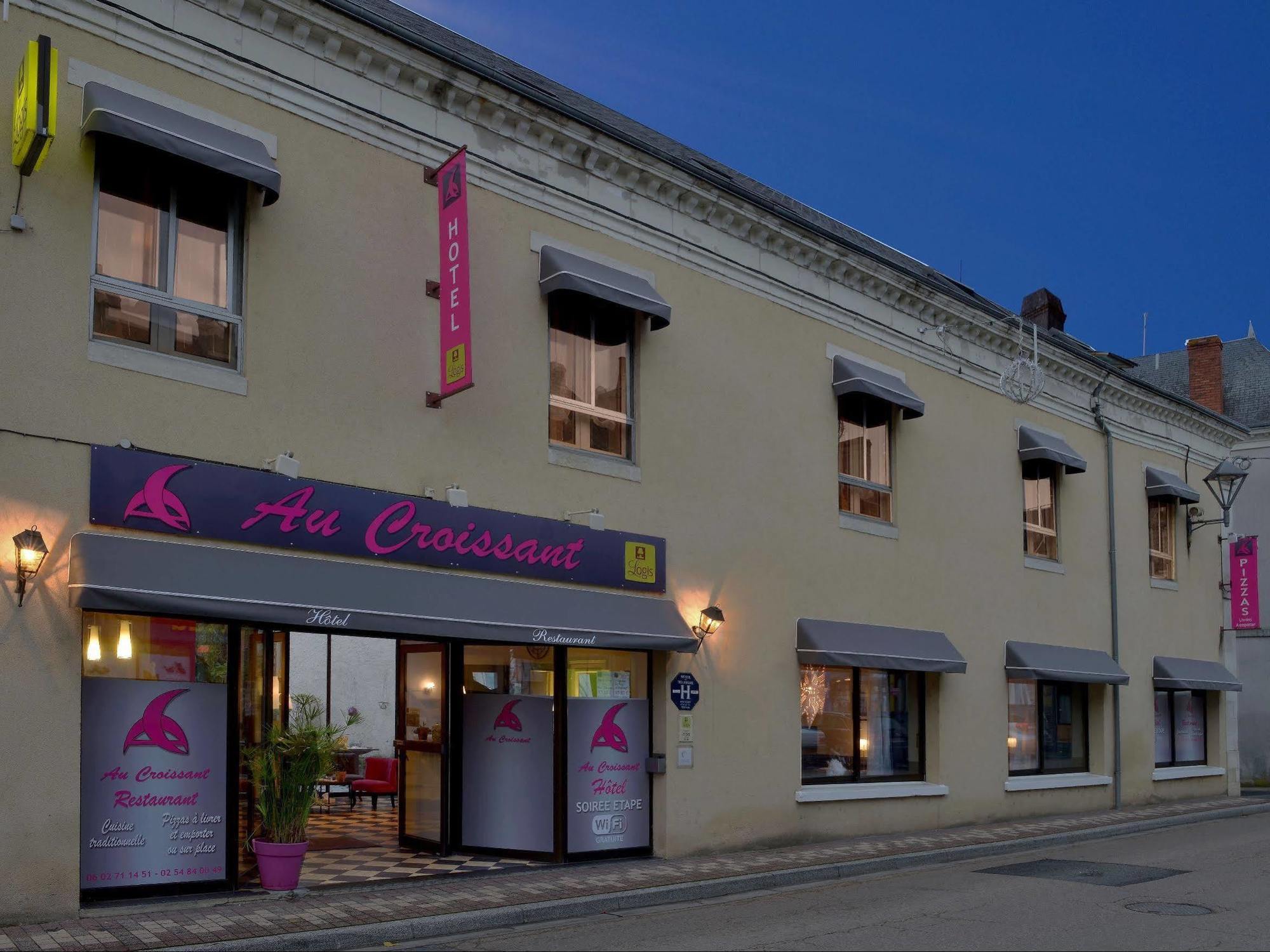 Logis Hotel Au Croissant Buzançais エクステリア 写真