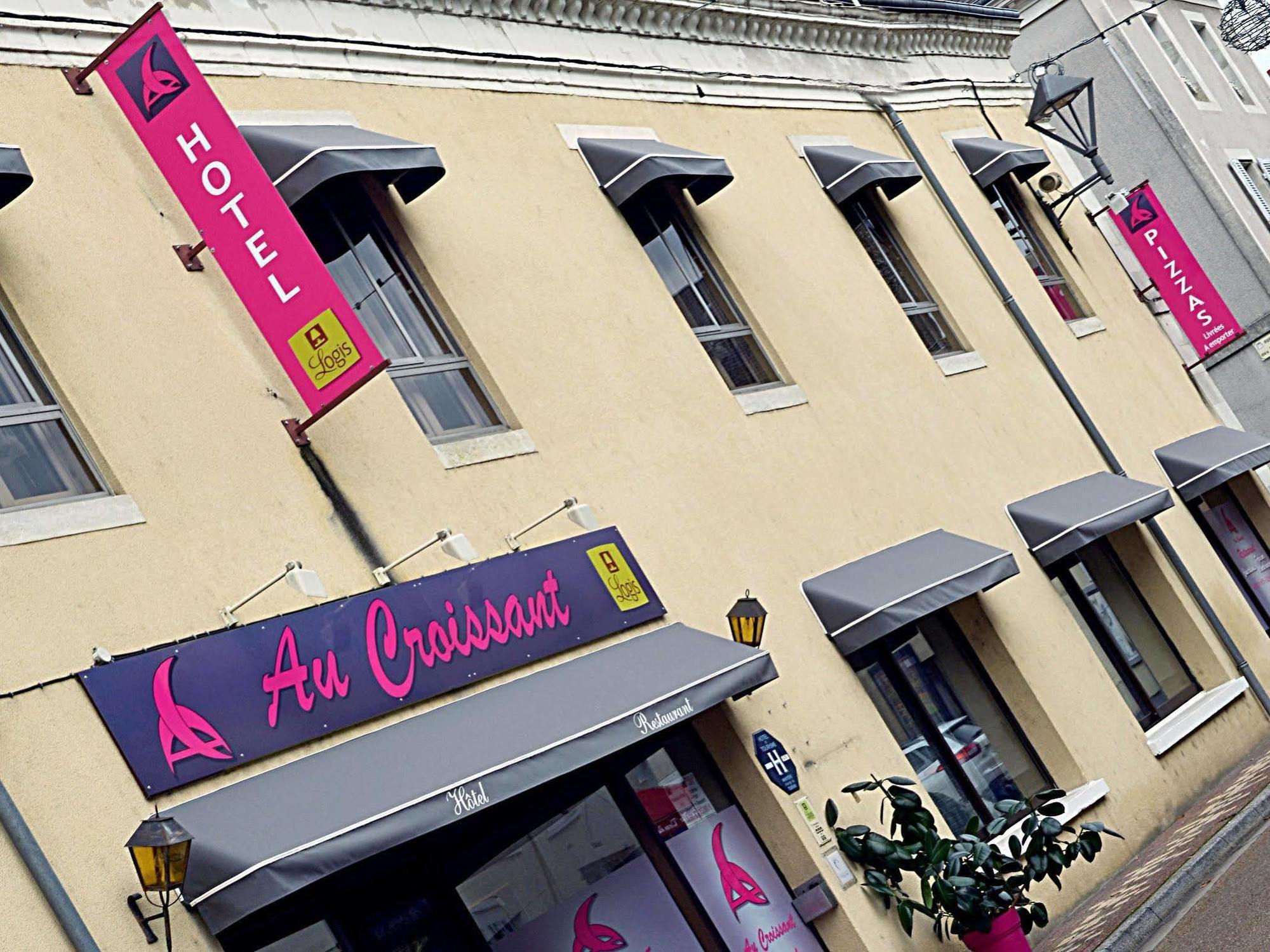 Logis Hotel Au Croissant Buzançais エクステリア 写真